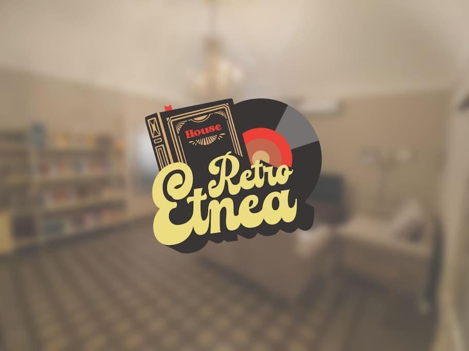Retroetnea - Appartamento In Centro Storico - Con Camere Comunicanti Κατάνια Εξωτερικό φωτογραφία